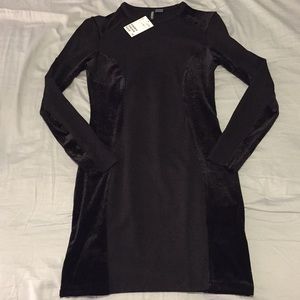 H&M Black Velvet Accent Dress, size 10